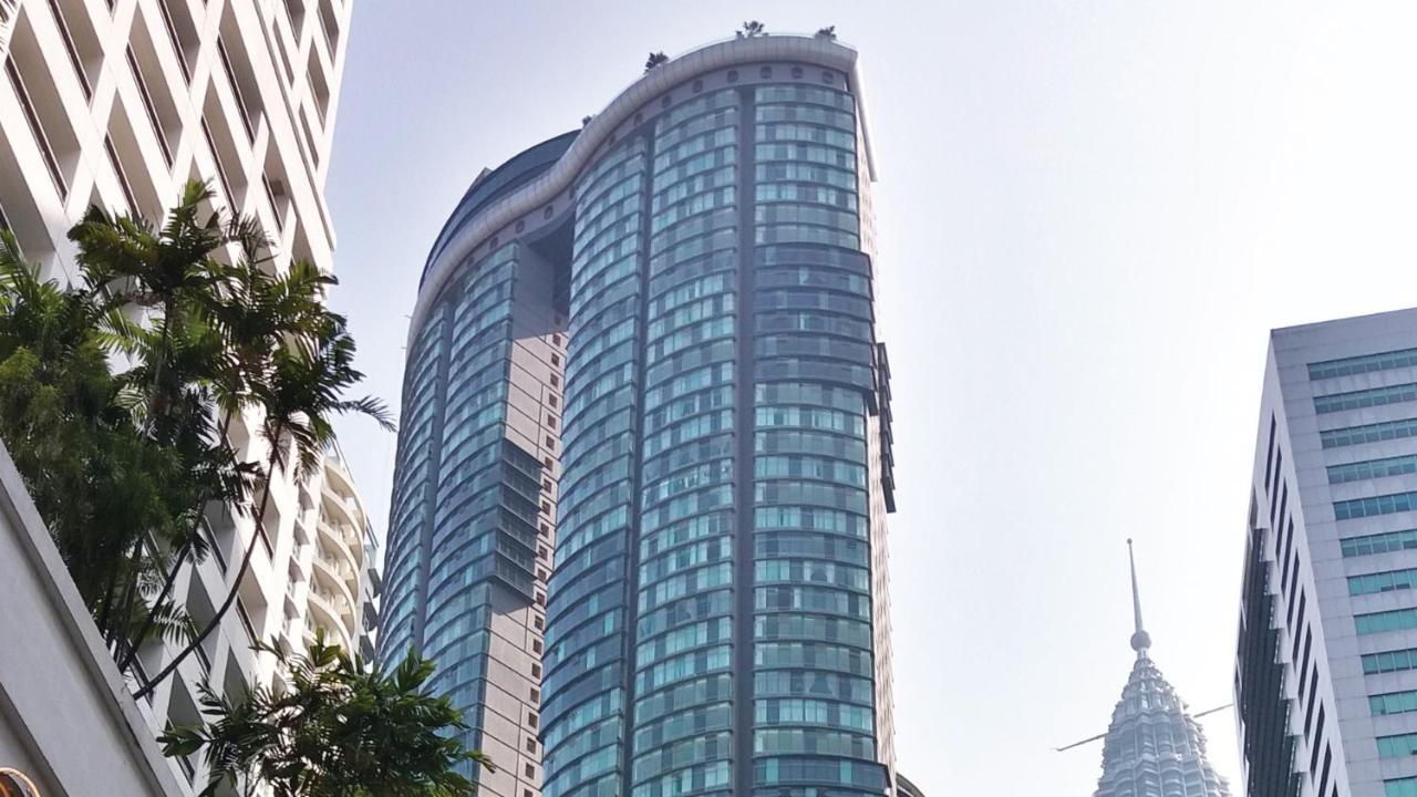 Sky Suites With Klcc Twin Tower View By Irent365 Kuala Lumpur Exterior foto